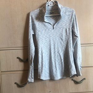 Columbia quarter zip sporty pullover